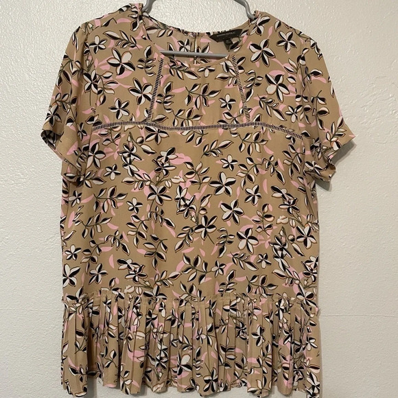 Banana Republic Floral Pleated Blouse - Picture 1 of 8